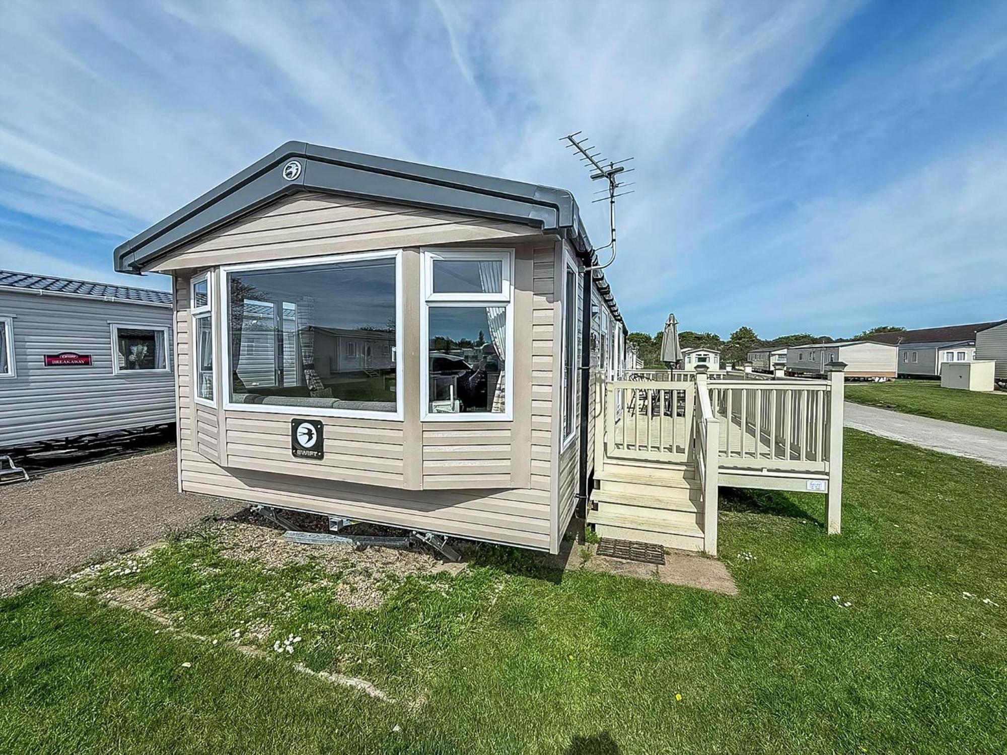 6 Berth Caravan With Decking At Sunnydale Holiday Park Ref 35243Kg Louth (Lincolnshire) Exterior foto