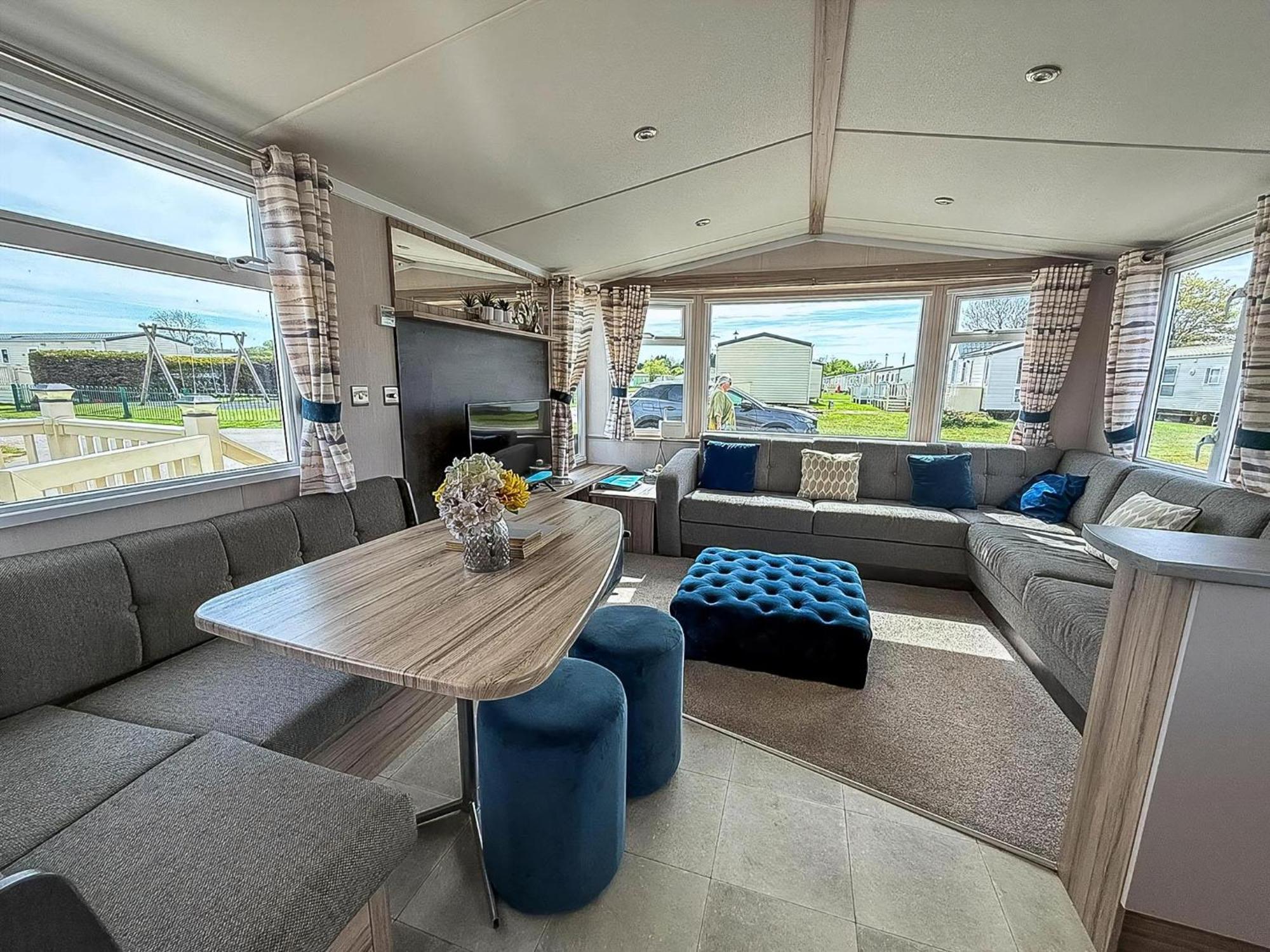 6 Berth Caravan With Decking At Sunnydale Holiday Park Ref 35243Kg Louth (Lincolnshire) Exterior foto